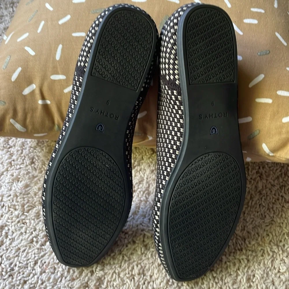 Rothy’s “the square wrap” size 9 noir (black and cream) 💃 - Picture 8 of 9